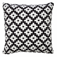 20" X 20" Black And White 100% Cotton Geometric Zippered Pillow