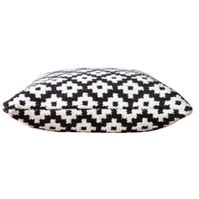 20" X 20" Black And White 100% Cotton Geometric Zippered Pillow