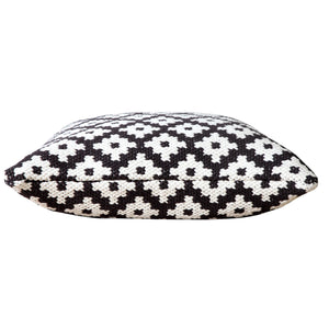 20" X 20" Black And White 100% Cotton Geometric Zippered Pillow